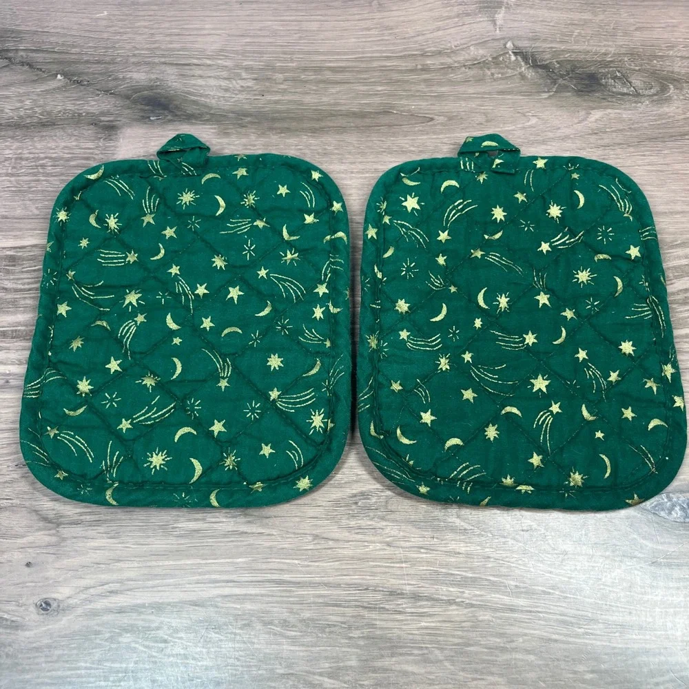 Vintage Christmas Kitchen Set Green Santa Moon Towels Pot Holders 5pc
